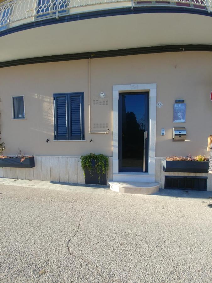 Diadumeno Superior Apartment Venosa Extérieur photo