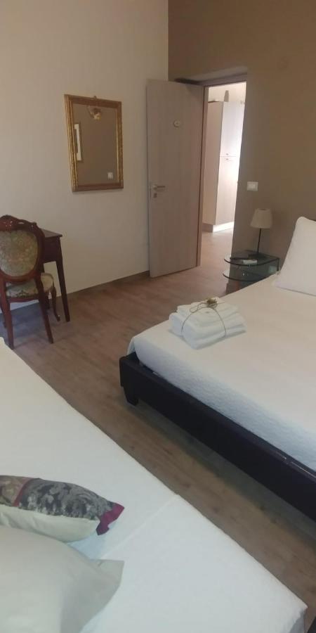 Diadumeno Superior Apartment Venosa Extérieur photo